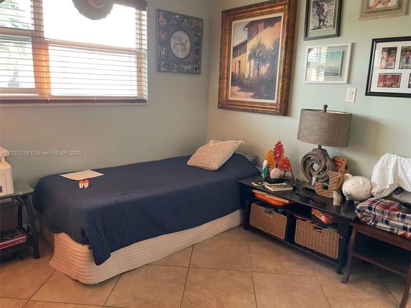1445 Atlantic Shores Blvd 202, Hallandale Beach FL 33009