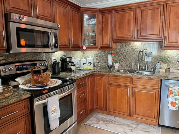 1445 Atlantic Shores Blvd 202, Hallandale Beach FL 33009