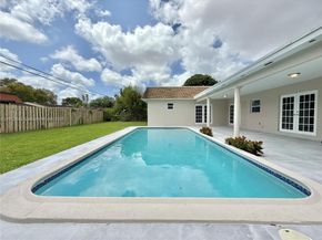7480 NW 14th St, Plantation FL 33313