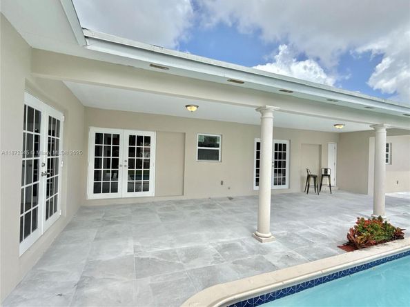 7480 NW 14th St, Plantation FL 33313