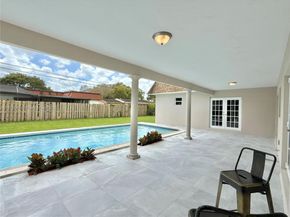 7480 NW 14th St, Plantation FL 33313