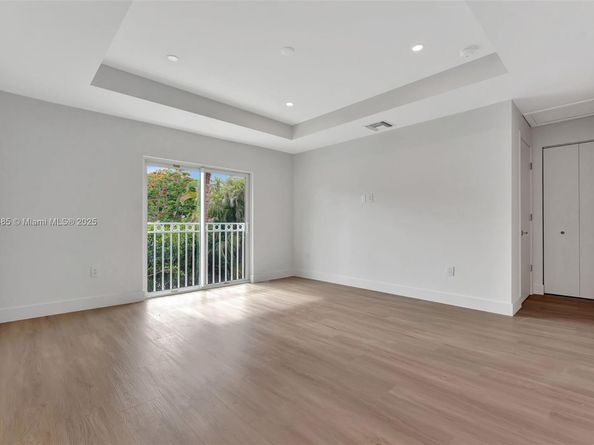 1559 NW 94TH Way 08, Coral Springs FL 33071