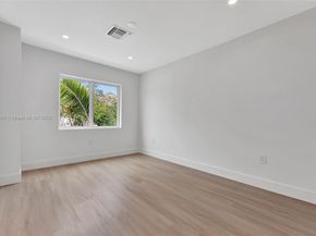1559 NW 94TH Way 08, Coral Springs FL 33071