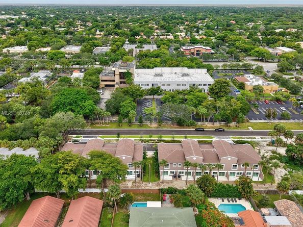 1559 NW 94TH Way 08, Coral Springs FL 33071