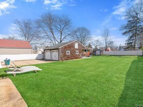 303 Kansas Street, Lindenhurst NY 11757