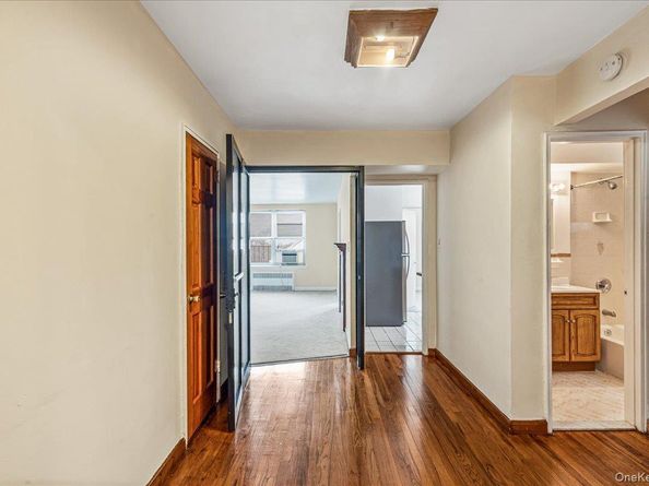 8450 169th Street 306, Jamaica NY 11432