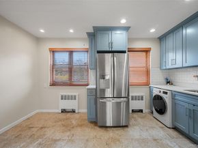 246-29 57th Drive B110, Douglaston NY 11362