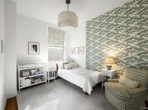 555 HENRY Street 3, Brooklyn NY 11231