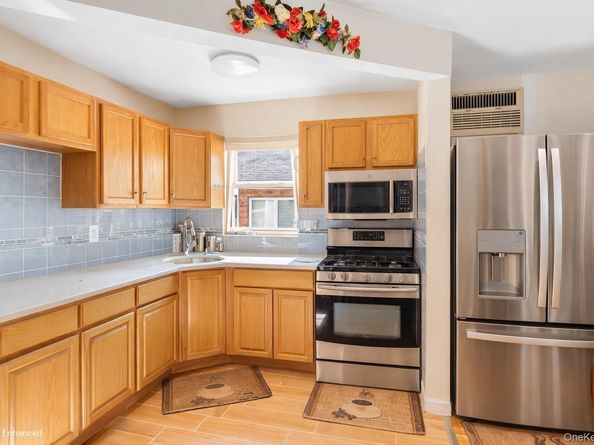 727 E 83rd Street, Brooklyn NY 11236