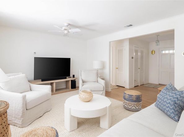 920 Pine Neck Road, Southold NY 11971