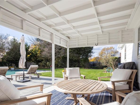 920 Pine Neck Road, Southold NY 11971