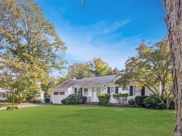 920 Pine Neck Road, Southold NY 11971