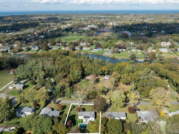 920 Pine Neck Road, Southold NY 11971