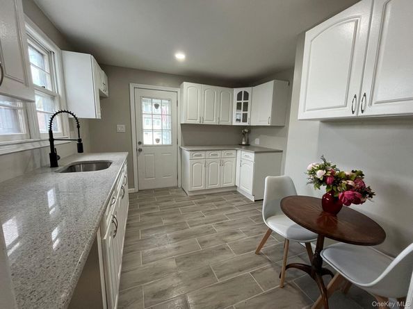 64 West Avenue, Lawrence NY 11559