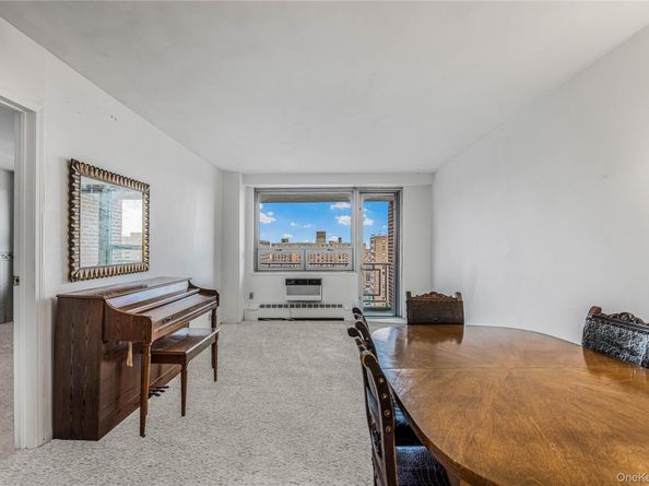 61-25 97th Street 15F, Rego Park NY 11374