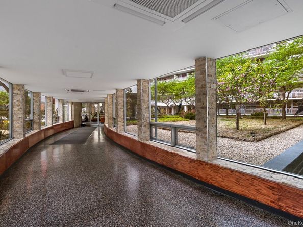 61-25 97th Street 15F, Rego Park NY 11374