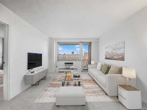 61-25 97th Street 15F, Rego Park NY 11374