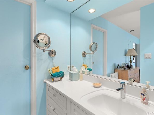 183 Captains Way, Bay Shore NY 11706