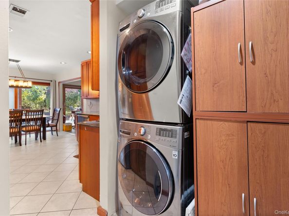 183 Captains Way, Bay Shore NY 11706