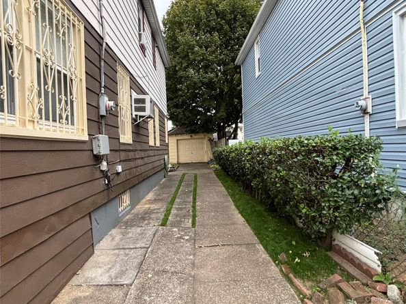 107-09 221st Street, Queens Village NY 11429