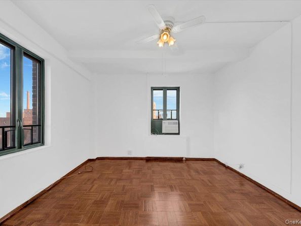 99 Metropolitan Oval 8F, Bronx NY 10462