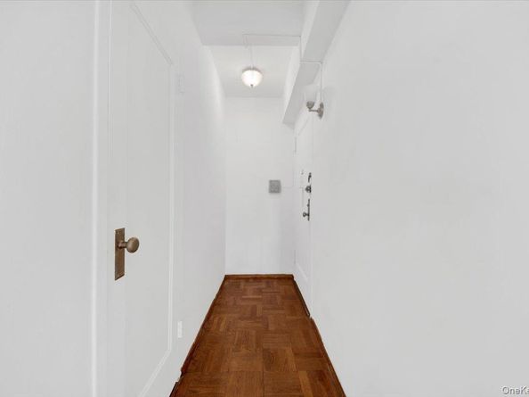 99 Metropolitan Oval 8F, Bronx NY 10462