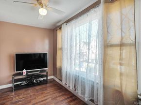 114-42 211th St, Cambria Heights NY 11411