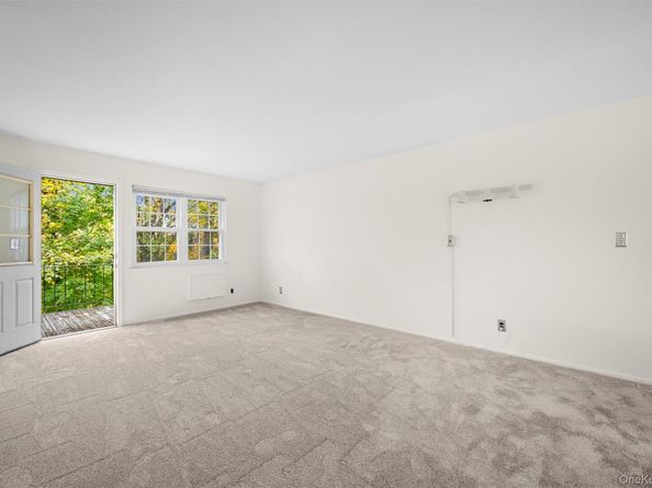 7 Harbour Lane 5B, Oyster Bay NY 11771