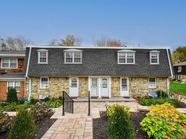 7 Harbour Lane 5B, Oyster Bay NY 11771