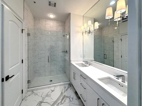 471 Pacing Way, Westbury NY 11590