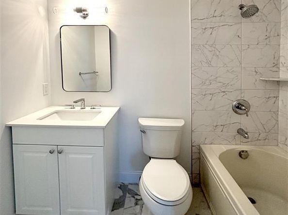 471 Pacing Way, Westbury NY 11590