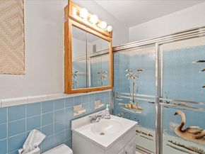 209-25 18th Avenue 6D, Bayside NY 11360