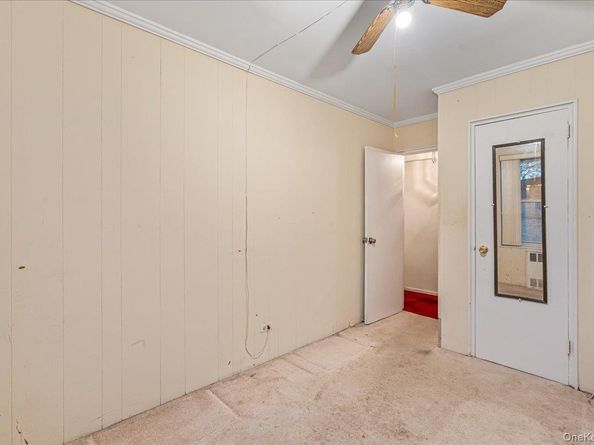 209-25 18th Avenue 6D, Bayside NY 11360