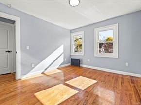 194-23 114th Road, Saint Albans NY 11412