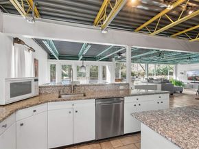 162 Middle Line, Southampton NY 11968