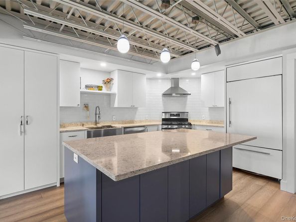 162 Middle Line, Southampton NY 11968