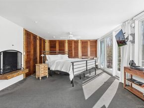 162 Middle Line, Southampton NY 11968