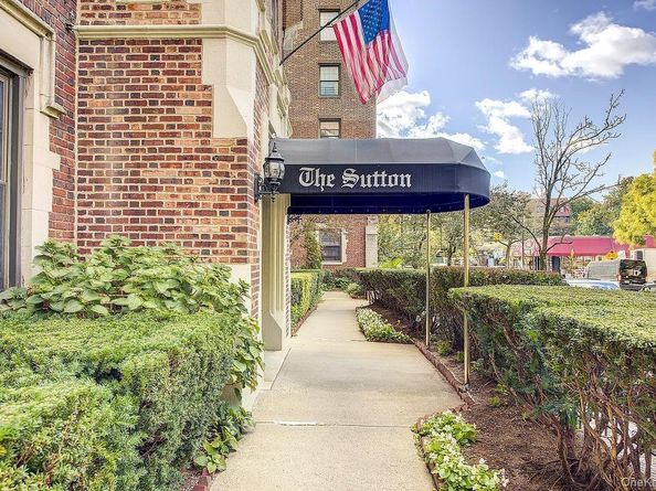 109-14 Ascan Avenue 4J, Forest Hills NY 11375