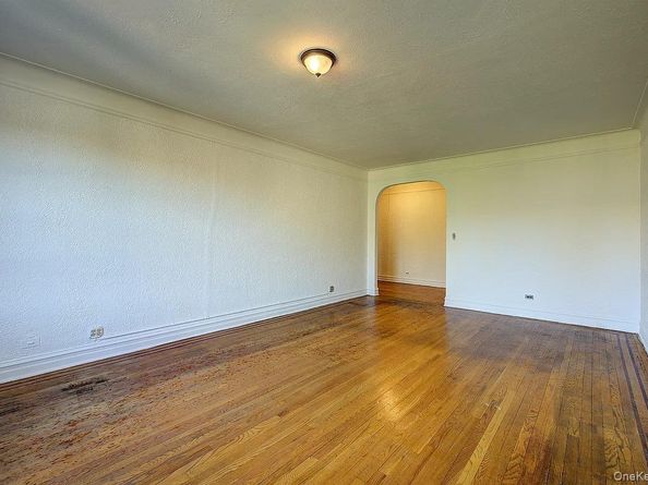 109-14 Ascan Avenue 4J, Forest Hills NY 11375