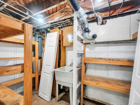 19 Summit Street, Hicksville NY 11801