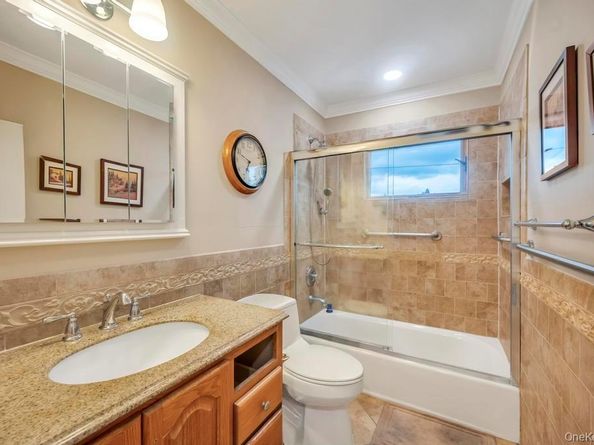 19 Summit Street, Hicksville NY 11801