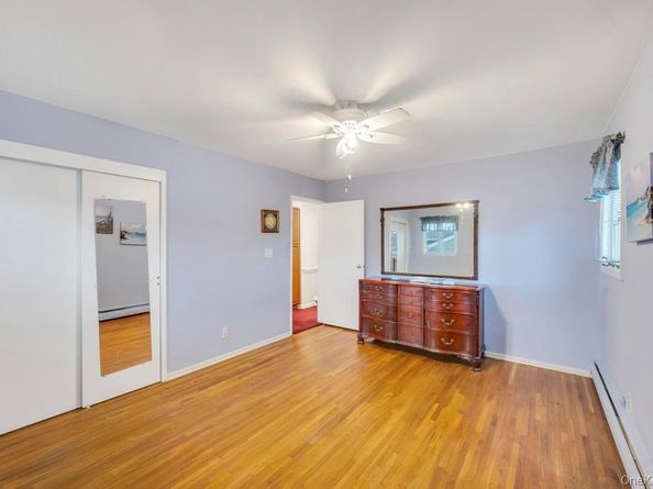 19 Summit Street, Hicksville NY 11801