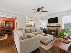 42 Homecrest Court, Oceanside NY 11572