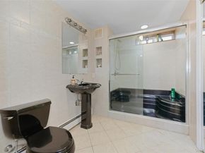 42 Homecrest Court, Oceanside NY 11572