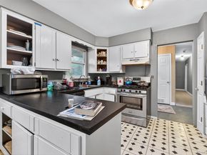 5 Julia Circle, East Setauket NY 11733