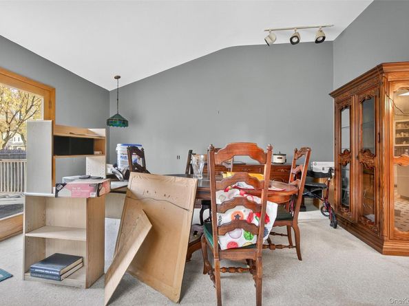 5 Julia Circle, East Setauket NY 11733