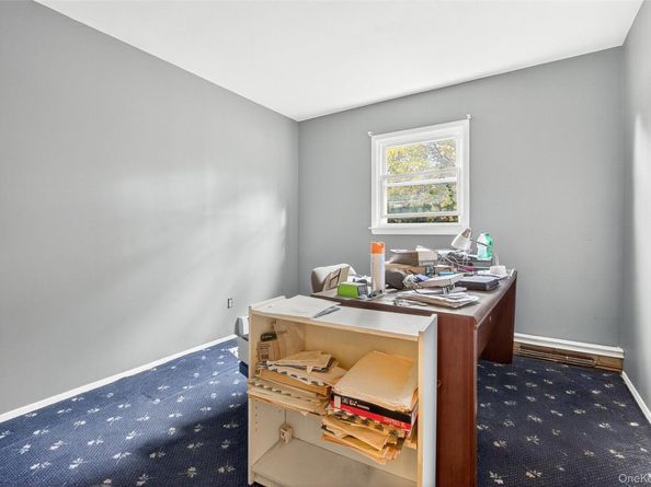 5 Julia Circle, East Setauket NY 11733