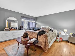 5 Julia Circle, East Setauket NY 11733