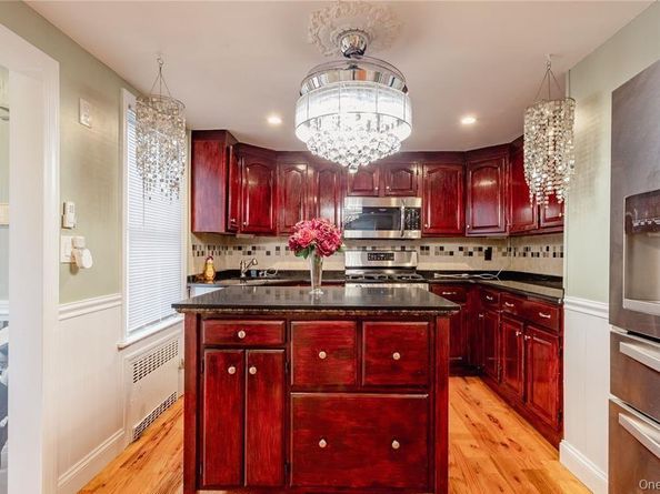 600 1st avenue, New Hyde Park NY 11040