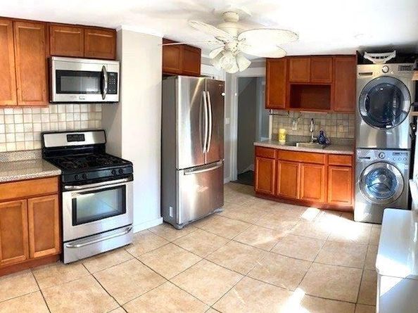 600 1st avenue, New Hyde Park NY 11040